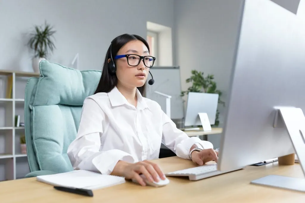 formation en ligne, télévision éducative, apprentissage interactif, cours à distance, plateforme de formation