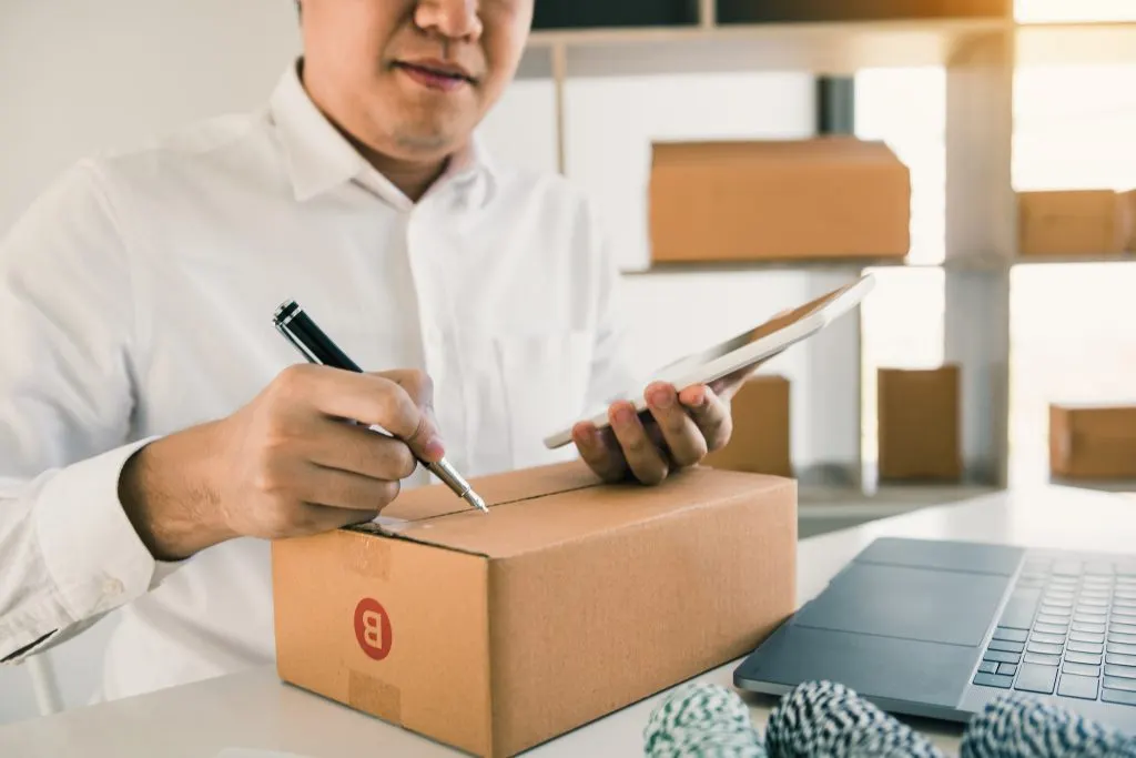 Créez une adresse mail professionnelle facilement sur Waxoo.fr !